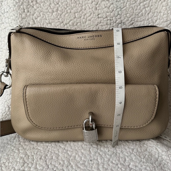 Marc Jacobs Cross Body Lock That Leather Bag - Picture 11 of 14